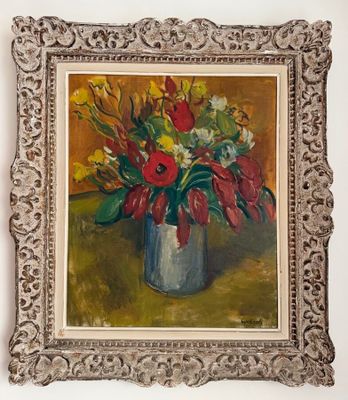 une peinture de fleurs dans un vase sur une table
