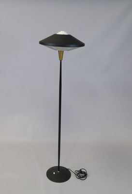 LOUIS CHRISTIAAN KALFF (1897-1976) Lampadaire en métal noirc…