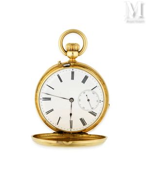 Montre de poche avec chiffres romains et chiffres romains sur le cadran