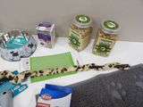 many items that are sitting on a counter top