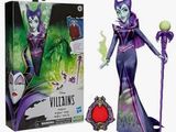 une figurine représentant une méchante vêtue d'une robe violette
