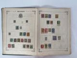 un livre avec beaucoup de timbres