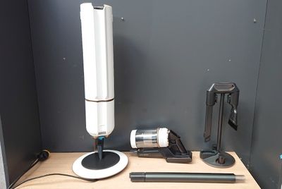Aspirateur Balai avec Clean Station SAMSUNG Bespoke Jet Plus…