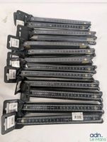Lot de 13 règles pliantes en métal de 1,5 mètre.