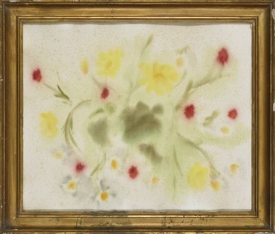 une photo d'un tableau de fleurs dans un cadre doré