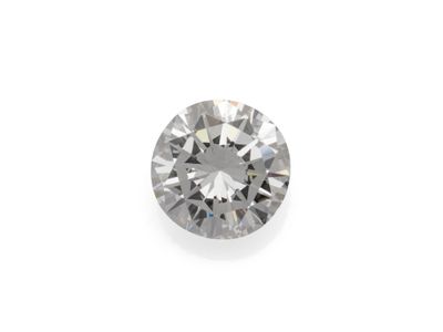un diamant sur fond blanc