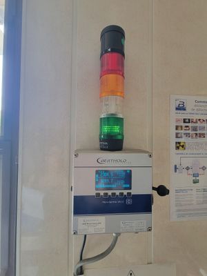 a light that is on the side of a building