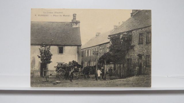 Féniers : Place du Marché (Truffy 8). B.E.