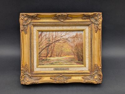 une peinture à l'huile représentant un paysage boisé avec des arbres et un sentier