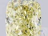 un diamant taille « cushion » raffiné, orné d'un diamant jaune en son centre