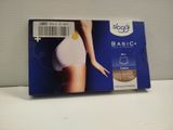 une boîte sur laquelle figure l'image d'une femme en culotte