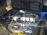 a bunch of wires that are sitting on a table