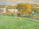 un tableau représentant un champ vert avec des arbres en arrière-plan