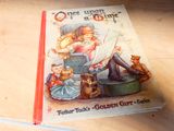 une photo d'un livre pour enfants posé sur une table