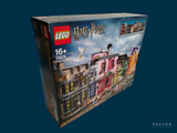 une boîte sur laquelle figure un ensemble Lego Harry Potter