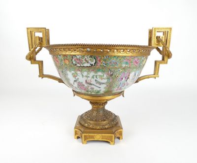 a vase that is sitting on a stand on a white surface