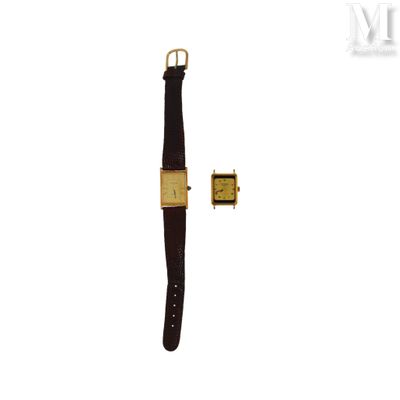 une image représentant une montre-bracelet dotée d'un boîtier plaqué or et d'un bracelet en cuir marron
