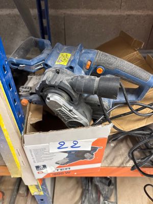 1 ponceuse filaire DEXTER