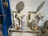 deux machines installées dans une pièce