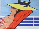 affiche représentant une femme se reposant sur une chaise longue, coiffée d'un chapeau