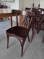 12 chaises bistrot en bois (Gde salle restaurant)