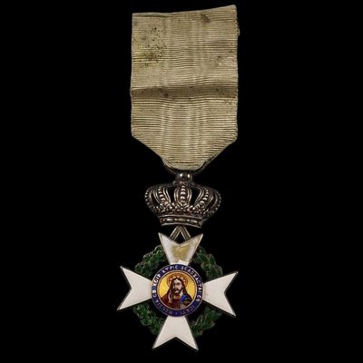 l'image d'une médaille portant une étoile