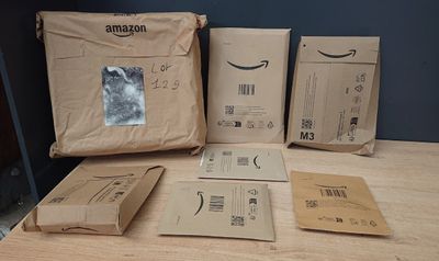 Lot de 7 colis Mystere (Retour Amazon,NPAI, Adresse incomple…