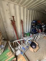 EXT - Un ensemble d’outillages divers décliné comme suit : (photo 4)