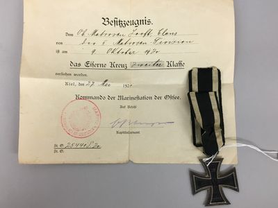 Croix de fer modèle 1914 de 2e classe en fer laqué noir e... - 80696713 ...