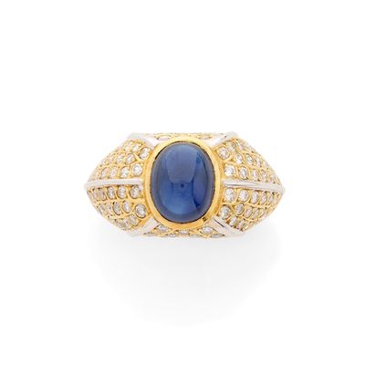 une bague en saphir et diamant