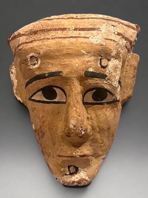 Masque funéraire égyptien avec coiffe cannelée, Égypte Basse…