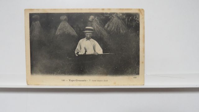 Types Creusois : Y batte moun dard (HM 140). Petits défauts. Cart...