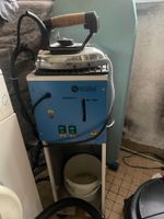 2 vestiaires (ancien modèle) + aspirateur + 1 centrale vapeu… (photo 4)