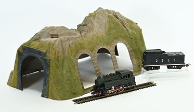 Ensemble ferroviaire HO — Locomotive vapeur FLEISHMANN - Photo 1