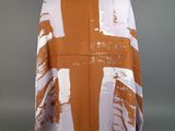 une écharpe orange et blanche sur un mannequin, un mannequin, un mannequin, un mannequin, un mannequin, un mannequin, un mannequin, un mannequin, un mannequin, un mannequin, un mannequin, un mannequin, un mannequin, un mannequin, un mannequin, un mannequin, un mannequin, un mannequin, un mannequin, un mannequin, un mannequin, un mannequin, un mannequin, un mannequin, un mannequin, un mannequin, un mannequin, un mannequin, un mannequin, un mannequin, un mannequin, un mannequin, un mannequin,