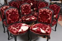 Mobilier de salon en bois noirci, mouluré et sculpté de coqu… (photo 2)