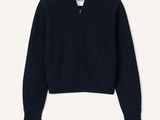 un pull pour femme à col zippé et à manches longues