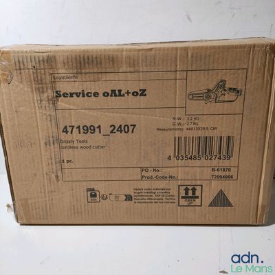 une boîte en carton sur laquelle est représenté un camion