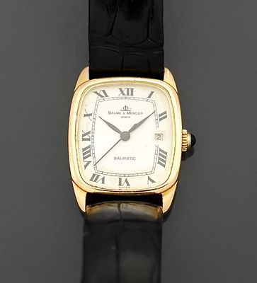 Baume & Mercier Montre de dame en or jaune 18K 750 millièmes…