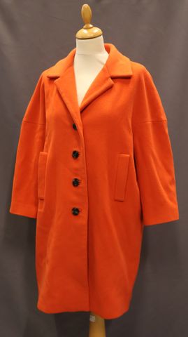 TARA JARMON – Manteau en lainage orange
