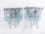 une paire d'appliques murales en verre en forme de lustre