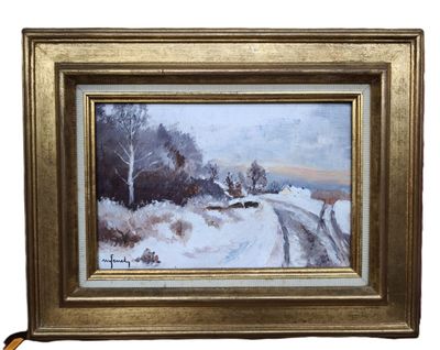une image représentant un tableau d'une route enneigée, dans un cadre doré