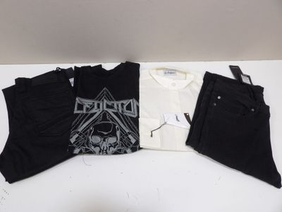 trois chemises noires et blanches pour homme, une chemise blanche et un t-shirt noir et blanc