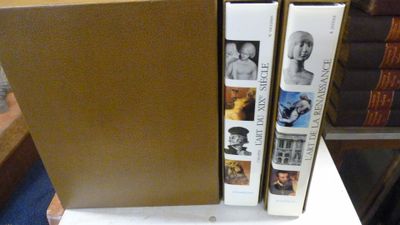 deux livres empilés l'un sur l'autre