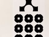 une image représentant un tirage en noir et blanc orné de cercles