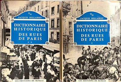 voici deux livres posés sur une table