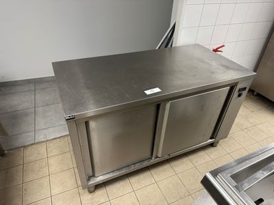1 Meuble chauffe assiette en inox MADIAL, 2 portes coulissan…