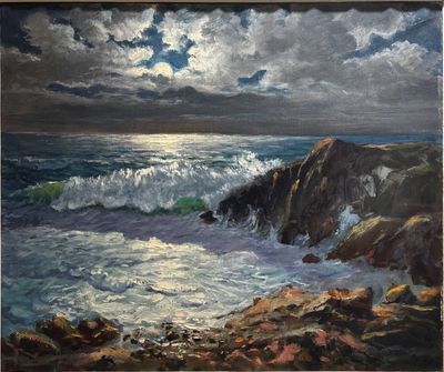 une peinture à l'huile représentant un rivage rocheux où les vagues viennent se briser contre les rochers