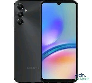 Le nouveau Samsung S10e est disponible avec un appareil photo arrière de 64 Mpx et un appareil photo arrière de 64 Mpx