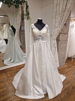 Lot à retirer à Décines-Charpieu (69150) ou expédition possi…